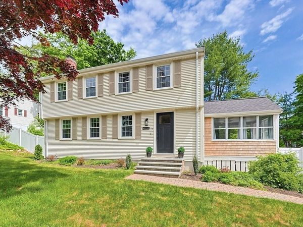 15 Calvin Rd, North Attleboro, MA 02760