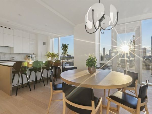 380 Harrison Ave, Unit 12J, Boston, MA 02118