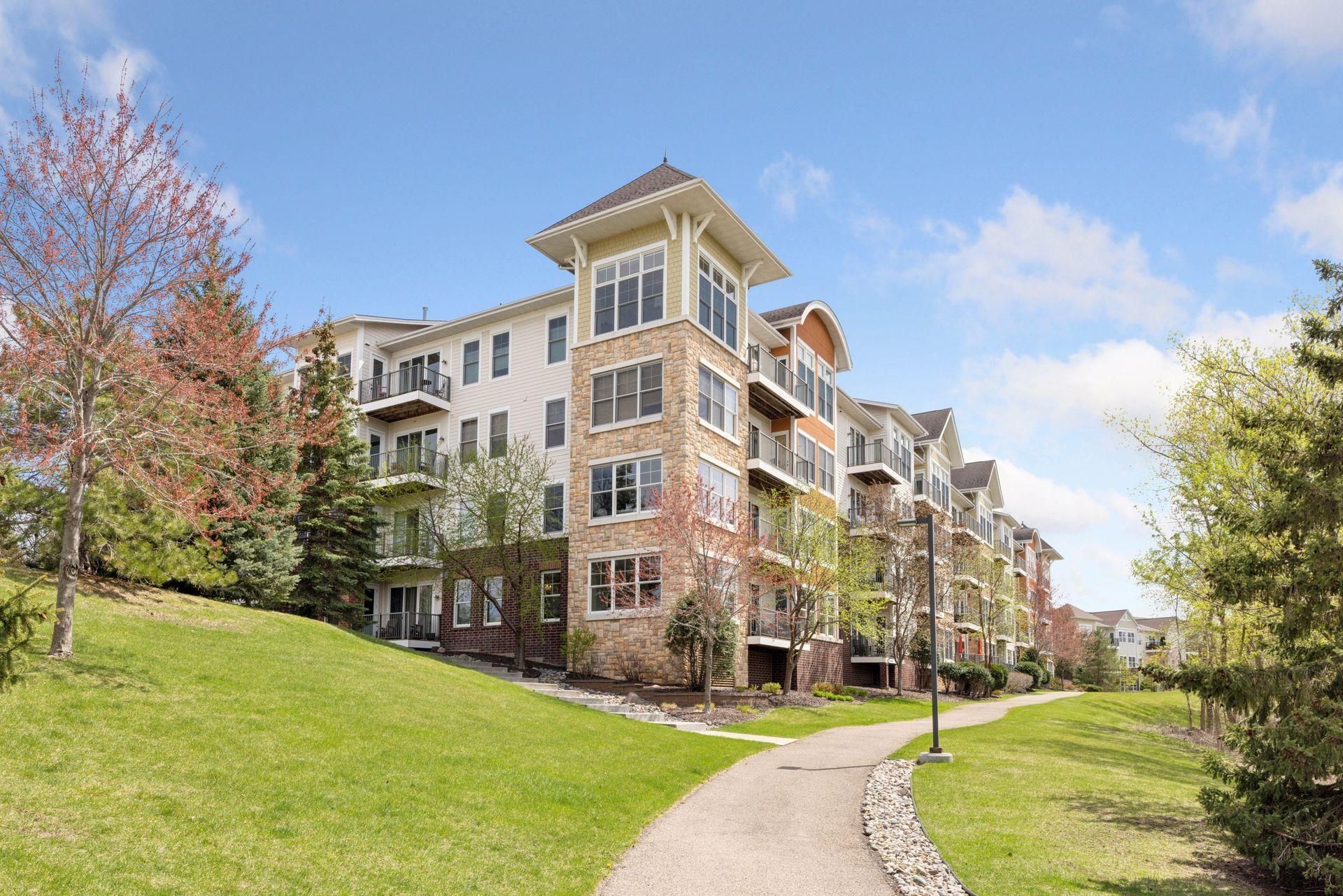 3110 N Chestnut Street, Chaska, MN 55318