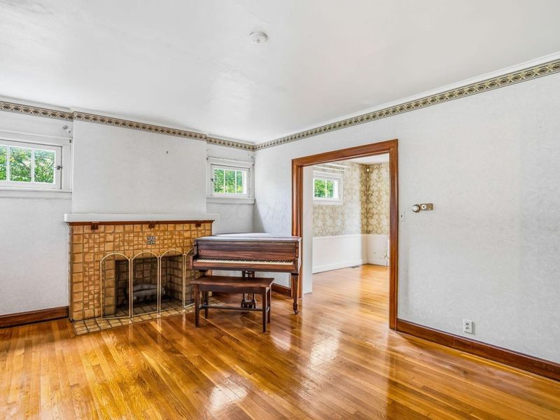 76 N Cassady Avenue , Columbus, OH 43209 Photo 11