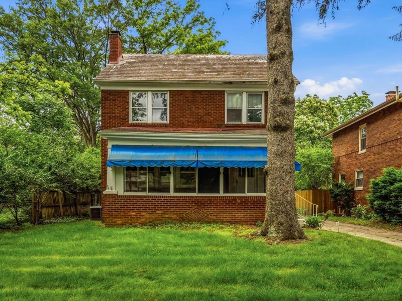 76 N Cassady Avenue , Columbus, OH 43209 Photo 2