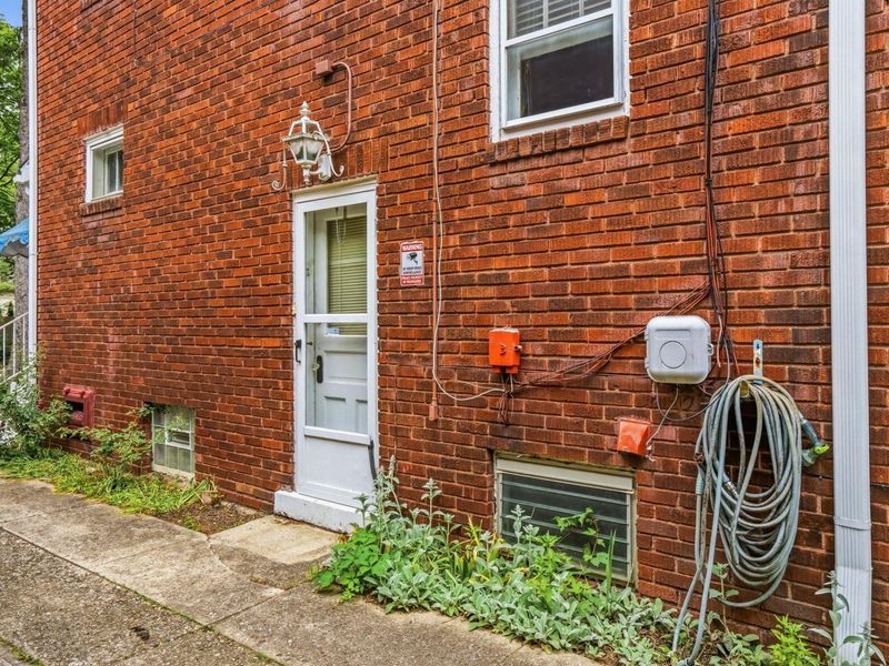 76 N Cassady Avenue , Columbus, OH 43209 Photo 42