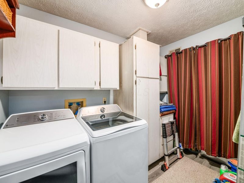 3258 Summerdale Lane, Unit 41, Columbus, OH 43221 Photo 16