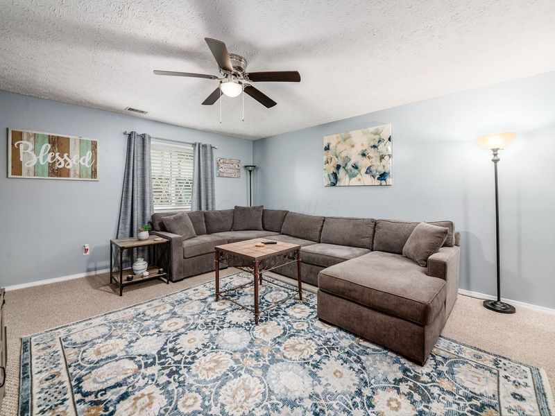 3258 Summerdale Lane, Unit 41, Columbus, OH 43221 Photo 8