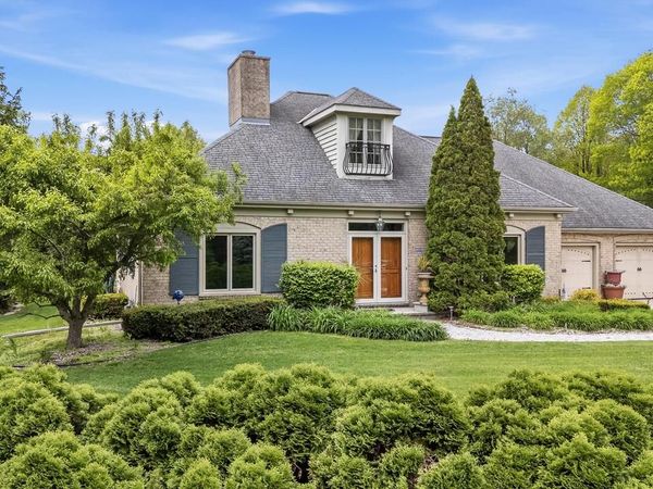 4405 Honeywood LANE, Jackson, WI 53037