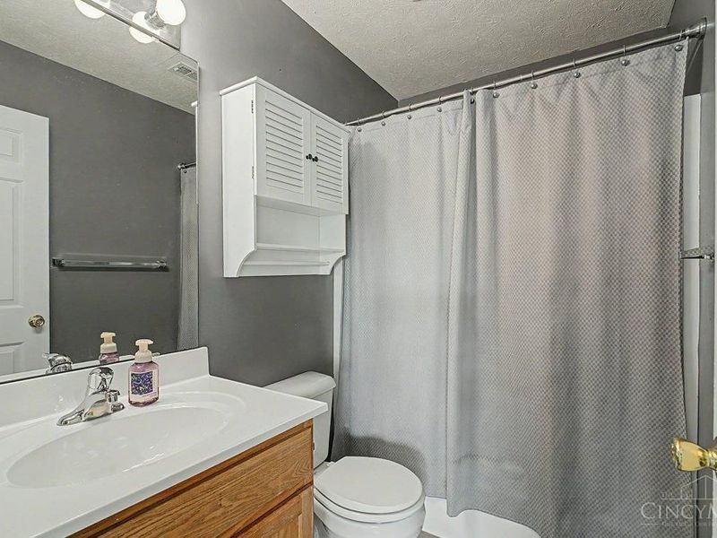 205 Sackett Drive, Monroe, OH 45050 Photo 20