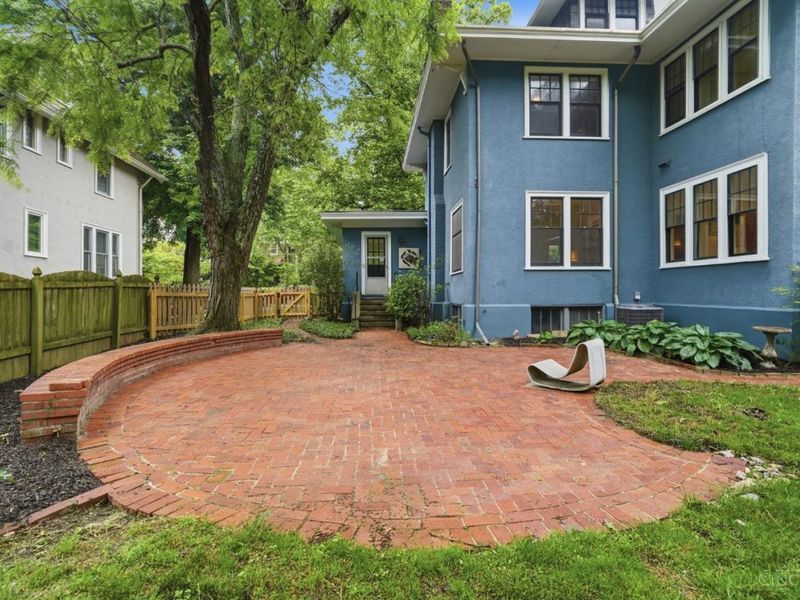 2200 East Hill Avenue, Cincinnati, OH 45208 Photo 37