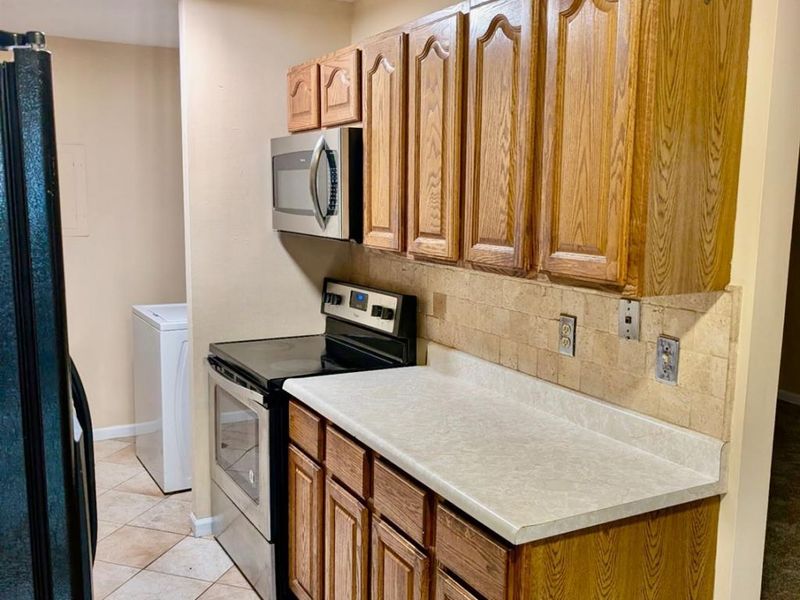 1028 E Crescentville Road, West Chester, OH 45246 Photo 5