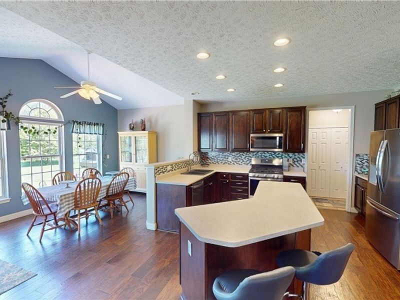 759 Admore Drive , Kent, OH 44240 Photo 12