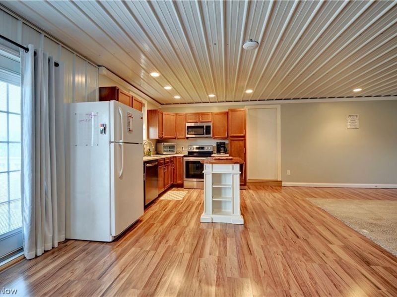 7839 Chestnut Ridge Road NW, Beach City, OH 44608 Photo 21