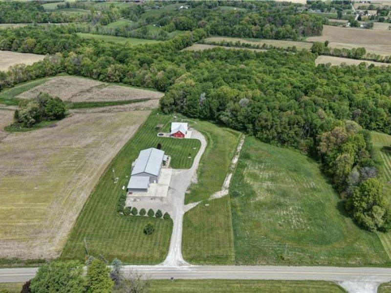 7839 Chestnut Ridge Road NW, Beach City, OH 44608 Photo 4
