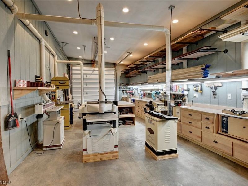 7839 Chestnut Ridge Road NW, Beach City, OH 44608 Photo 10