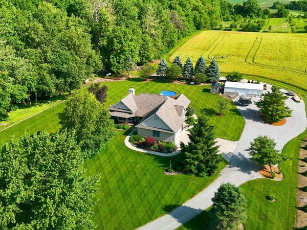 2885 E 600 N, Albion, IN 46701