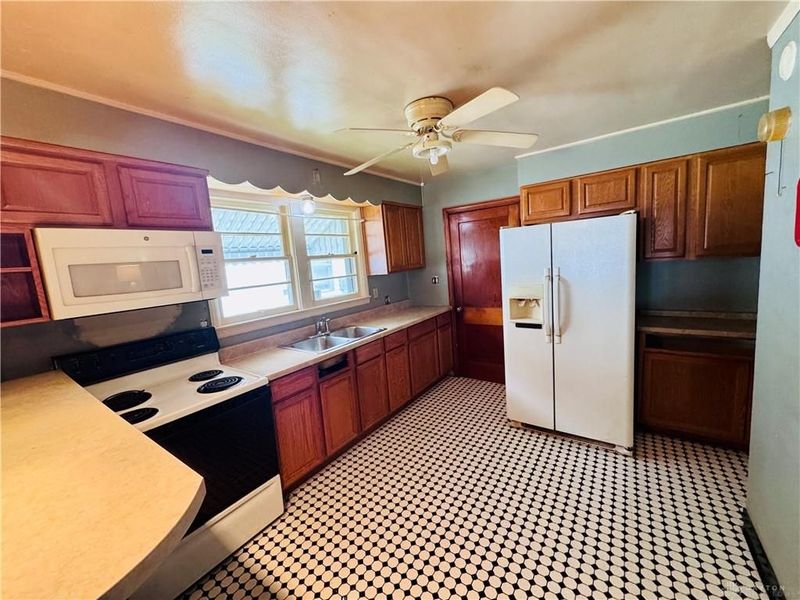 829 Cottage Avenue, Miamisburg, OH 45342 Photo 8