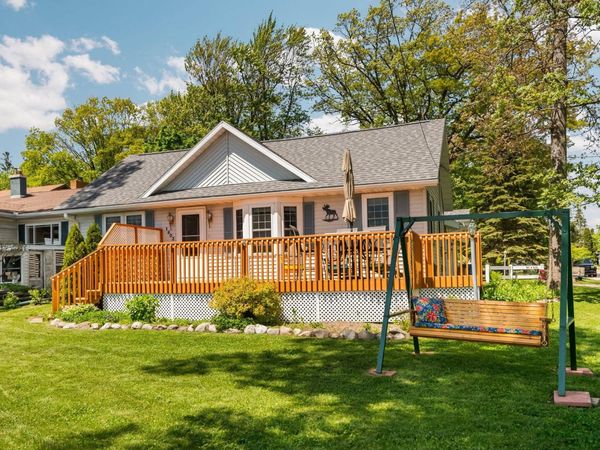 1902 North Boulevard, Cadillac, MI 49601