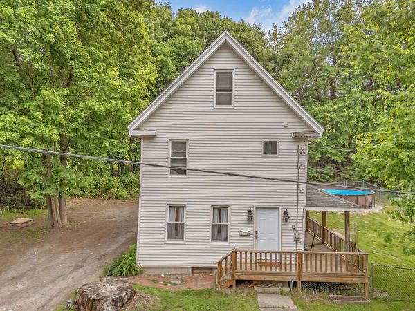 26 Island Avenue , Orono, ME 04473