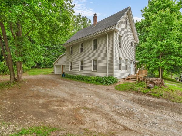 26 Island Avenue , Orono, ME 04473