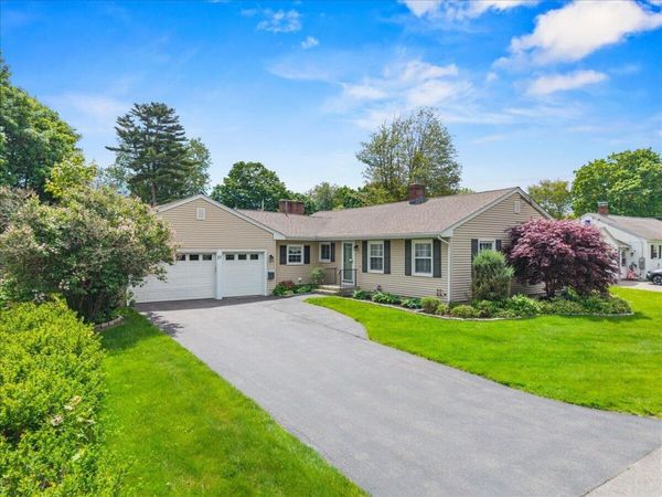 27 Weymouth Street , Saco, ME 04072