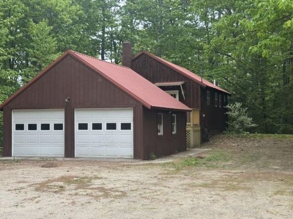 140 Central Avenue, Limerick, ME 04048