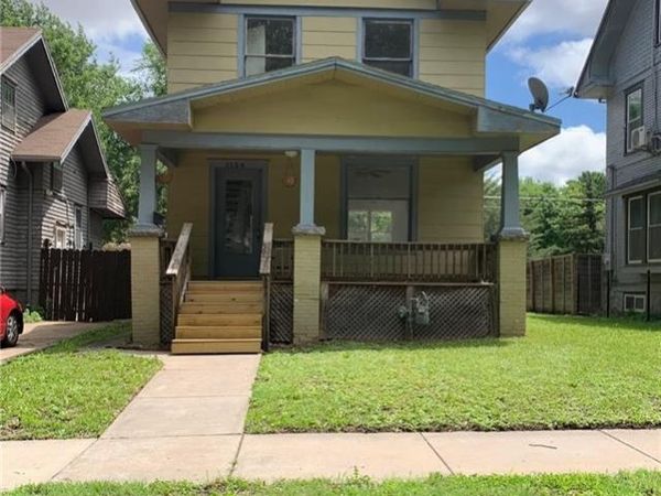 1156 SW Garfield Avenue, Topeka, KS 66604
