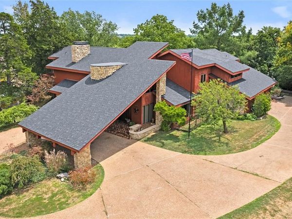 402 Lees Circle Drive, Fort Scott, KS 66701