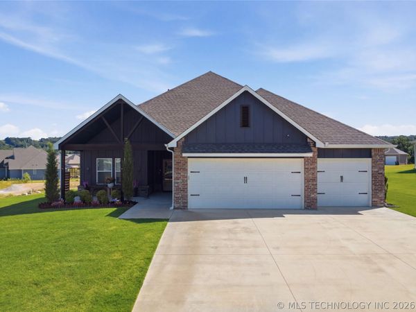 18960 Orchard Circle , Catoosa, OK 74015