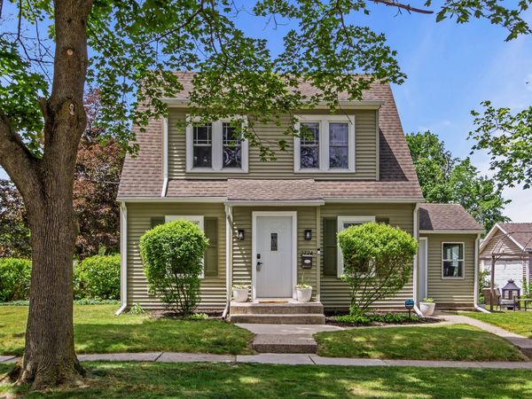 2724 S Rose Street, Kalamazoo, MI 49001