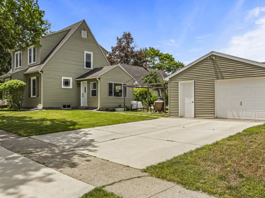 Property Image 6