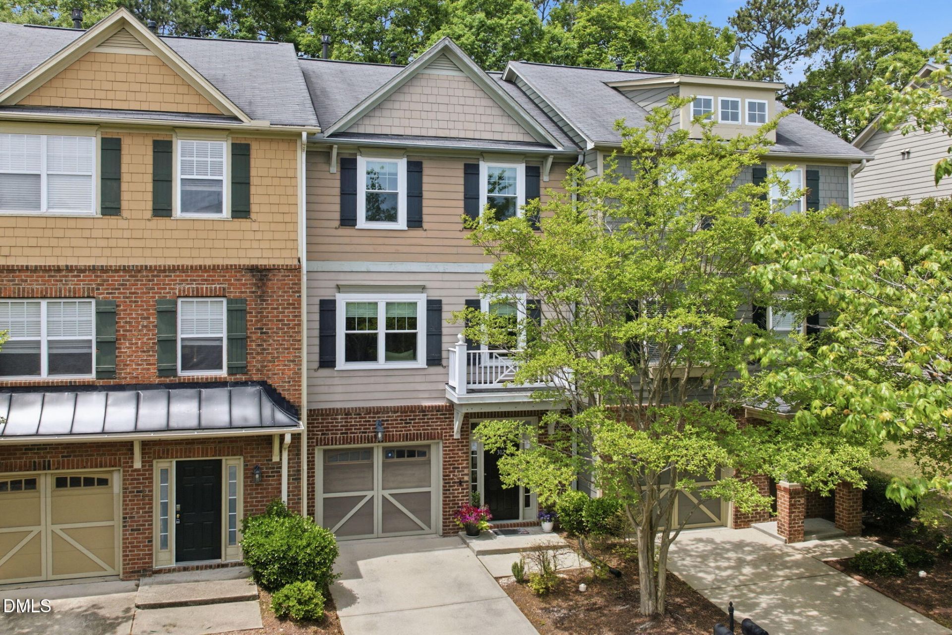 302 Linden Park Lane, Cary, NC 27519 Main Photo