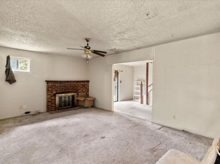 6836 Burdett Way, Sacramento, CA 95823 Photo