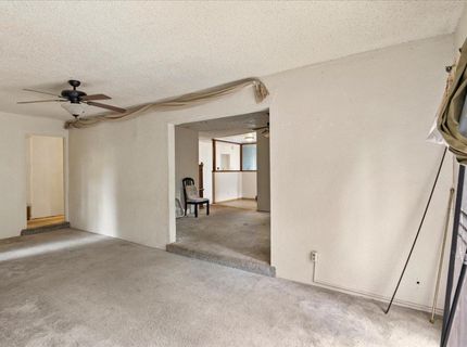 6836 Burdett Way, Sacramento, CA 95823 Photo