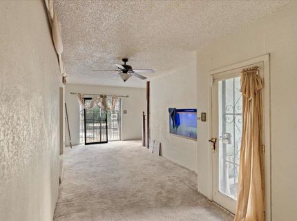 6836 Burdett Way, Sacramento, CA 95823 Photo