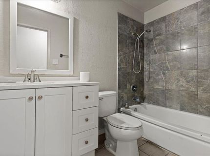 6836 Burdett Way, Sacramento, CA 95823 Photo
