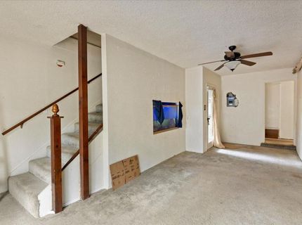 6836 Burdett Way, Sacramento, CA 95823 Photo