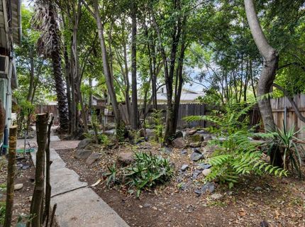 6836 Burdett Way, Sacramento, CA 95823 Photo