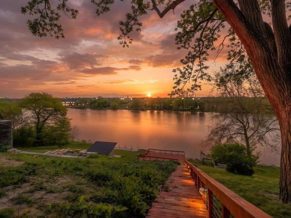 1210 River Road, Maumee, OH 43537
