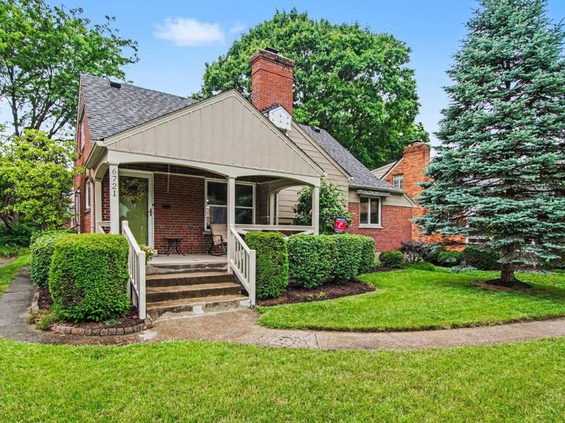 6721 Greenfield Drive, Springfield Twp., OH 45224 Photo 2