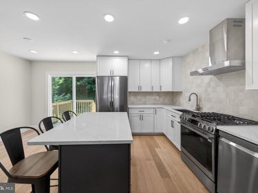 4233 HOFFMAN DRIVE, WOODBRIDGE, VA 22193