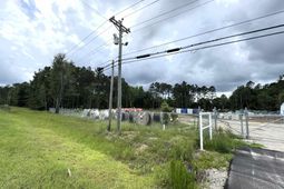 221 Georgetown Hwy.  photo 4