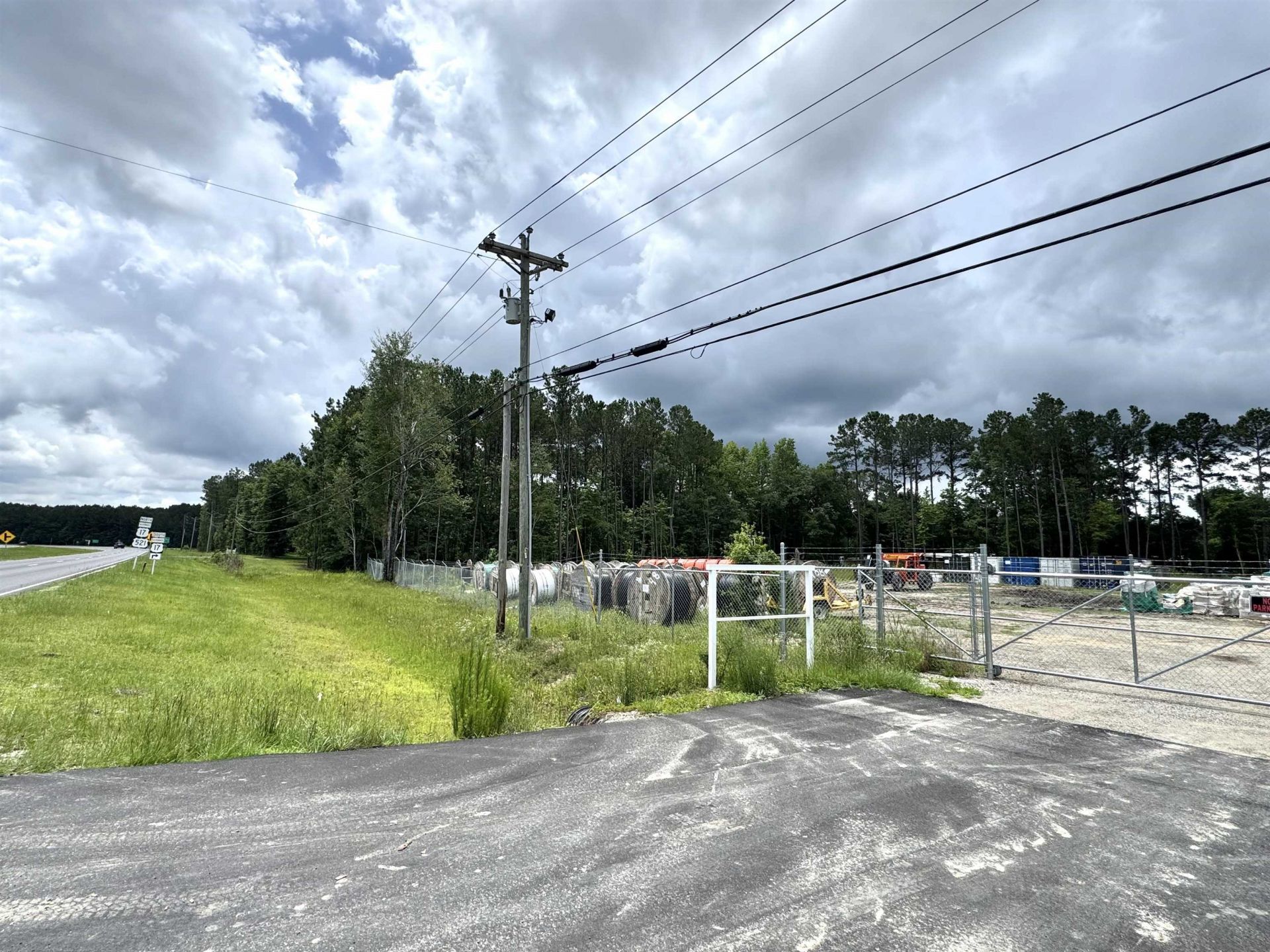 221 Georgetown Hwy.  Photo 6