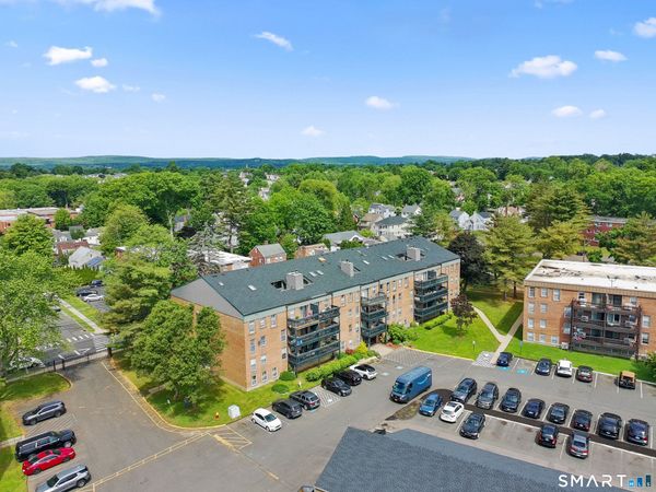 136 Kane , Unit C5, West Hartford, CT 06119