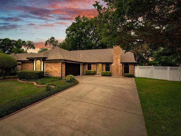 5305 Deep Canyon Drive , Garland, TX 75043
