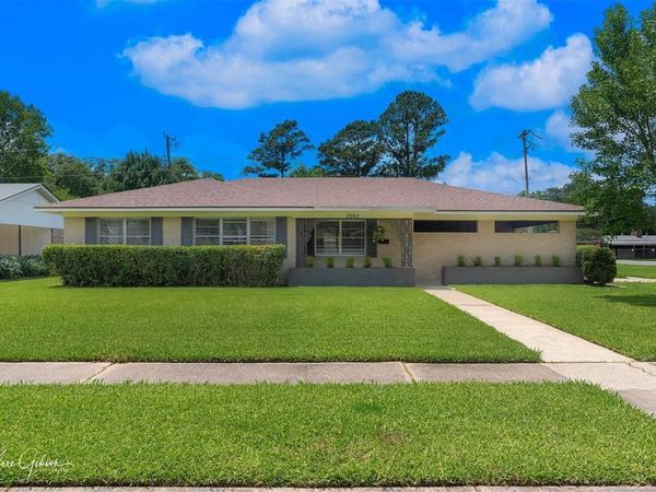 2002 Captain Shreve Drive, Shreveport, LA 71105