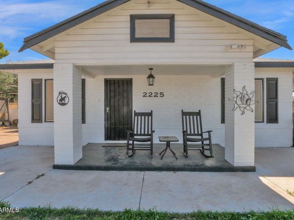 2225 W MORTEN Avenue, Unit 3, Phoenix, AZ 85021