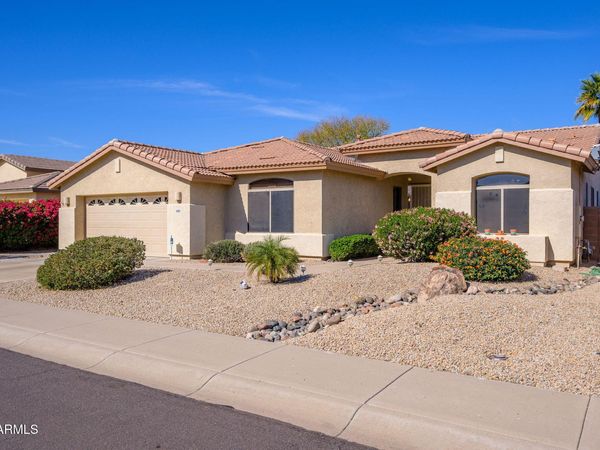 16822 W HALIFAX Street, Surprise, AZ 85374