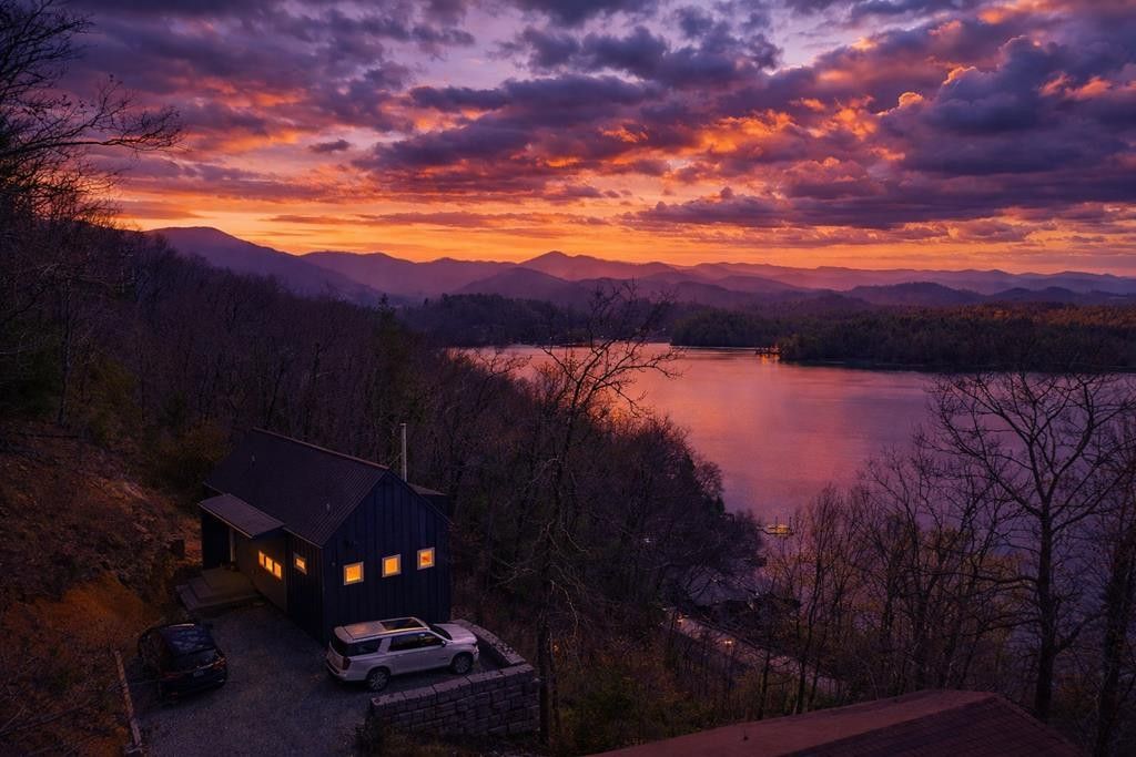 73 Cherokee Lane , Robbinsville, NC 28771 Main Photo