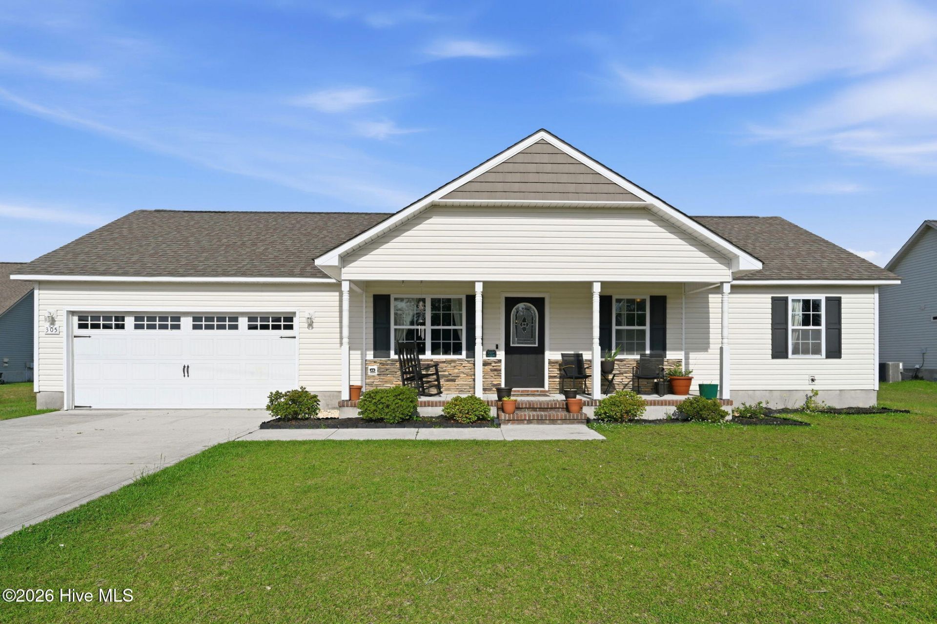 305 Basil Court , Hubert, NC 28539 Main Photo