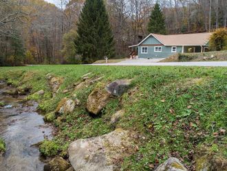 5107 Boiling Springs Road Murphy, NC 28906