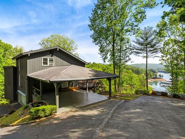 87 Snowbird Lane, Murphy, NC 28906