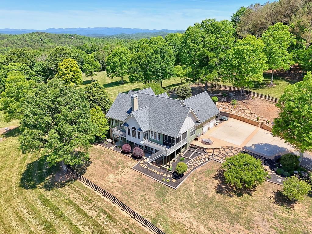 1193 Pine Log Road , Warne, NC 28909